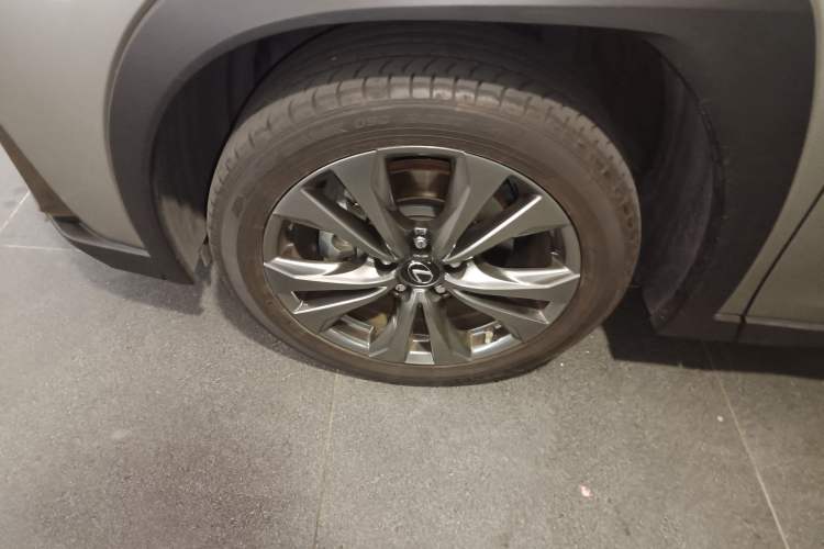 Used Lexus UX 2020 260h F SPORT Version Exterior 4