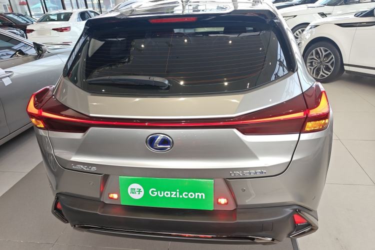 Used Lexus UX 2020 260h F SPORT All-Wheel-Drive Version Exterior 4