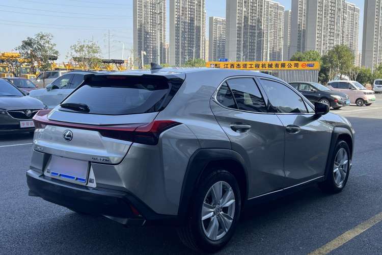 Used Lexus UX 2020 260h Explore-Cool Edition Exterior 5