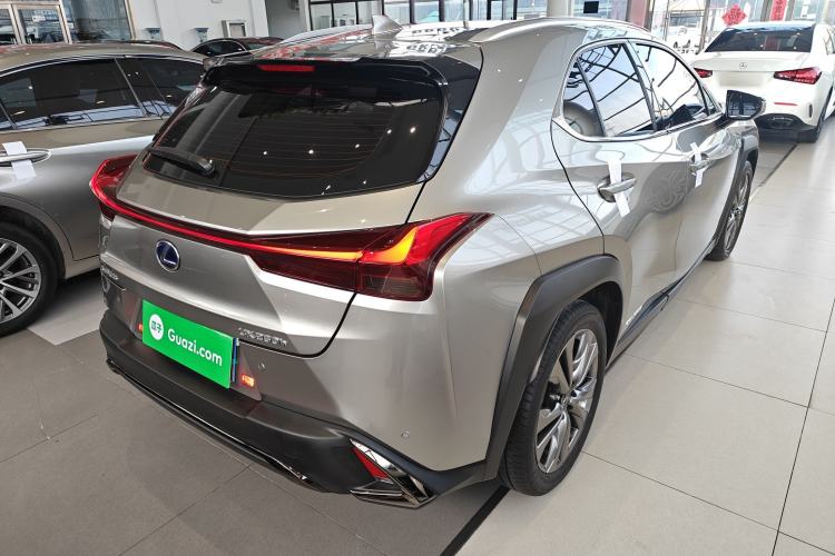 Used Lexus UX 2020 260h F SPORT All-Wheel-Drive Version Exterior 5