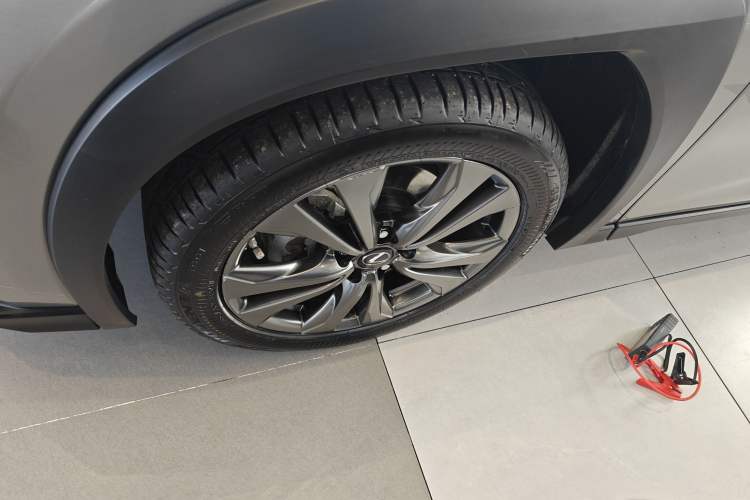 Used Lexus UX 2020 260h F SPORT All-Wheel-Drive Version Exterior 7