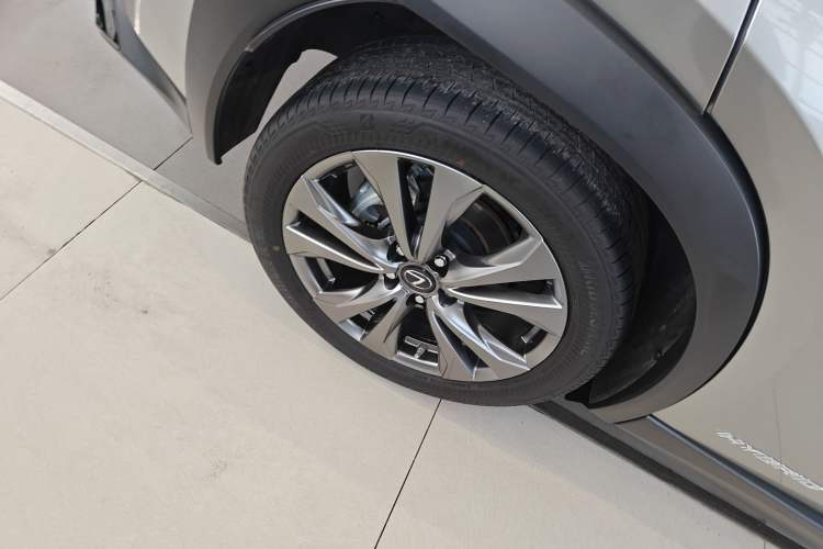Used Lexus UX 2020 260h F SPORT All-Wheel-Drive Version Exterior 8