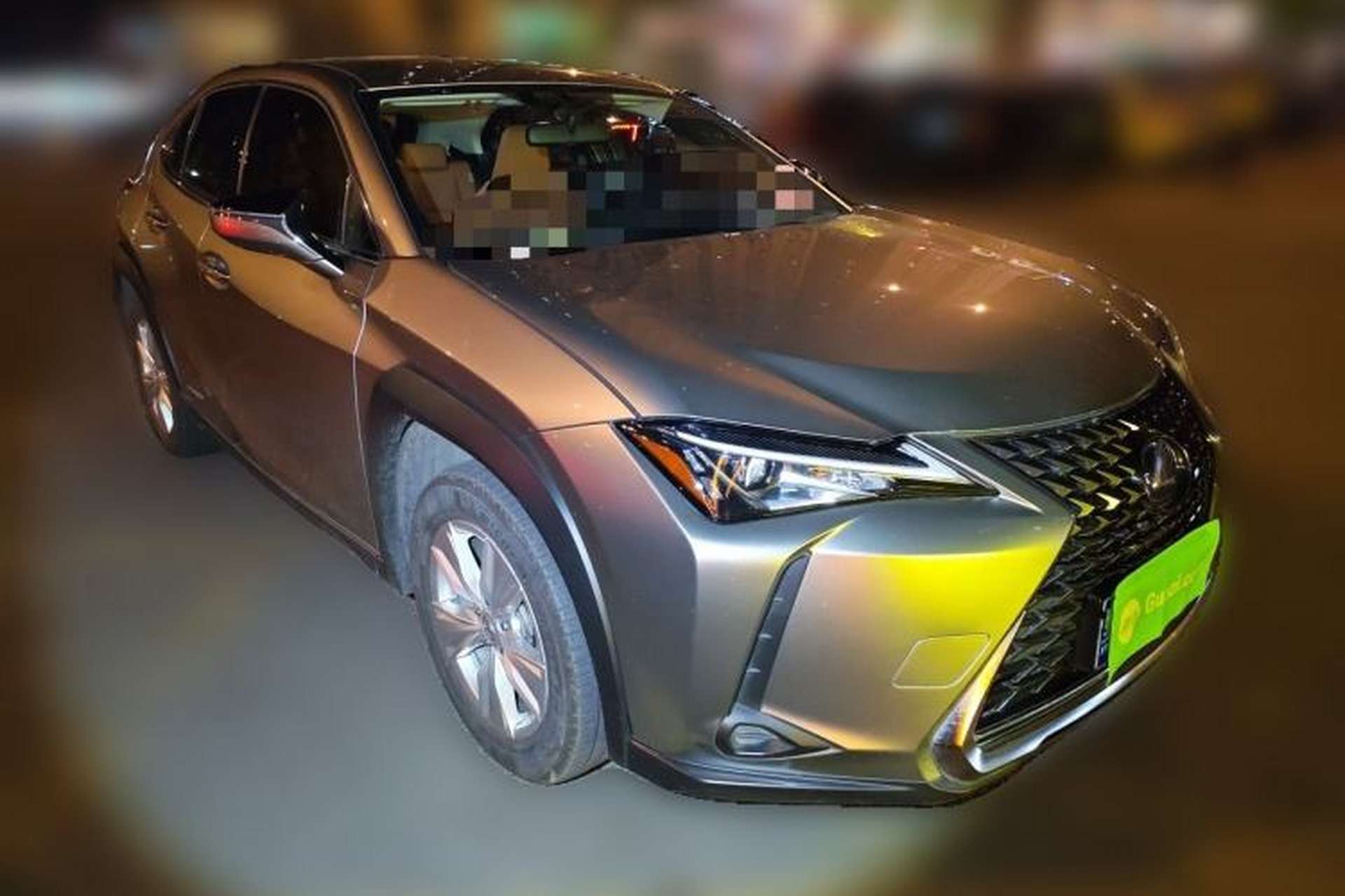 Used Lexus UX 2020 260h Explore-Cool Edition Front Right 45 Deg