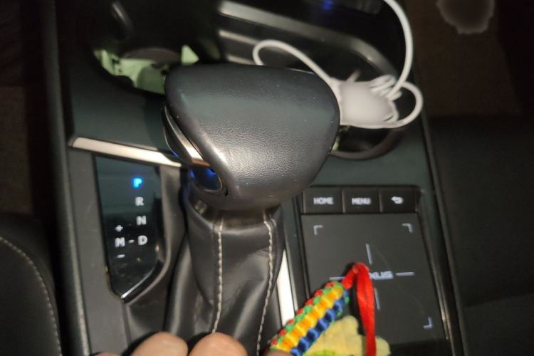 Used Lexus UX 2020 200 Special Edition Gear Lever