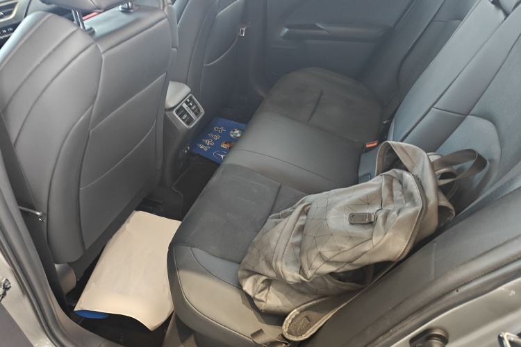 Used Lexus UX 2020 260h F SPORT All-Wheel-Drive Version Interior 4