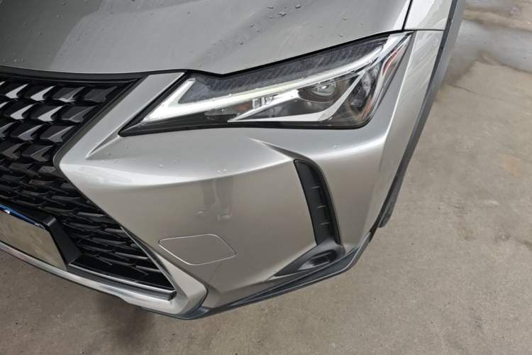 Used Lexus UX 2020 260h Explore-Cool Edition Left Front Headlight
