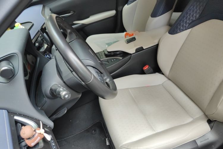 Used Lexus UX 2020 260h Explore & Adventure Edition Left Front Seat