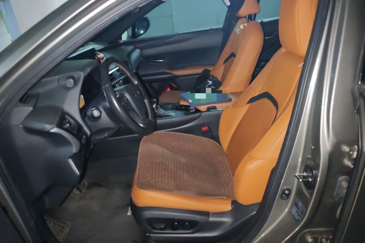 Used Lexus UX 2020 260h Explore & Adventure Edition Left Front Seat