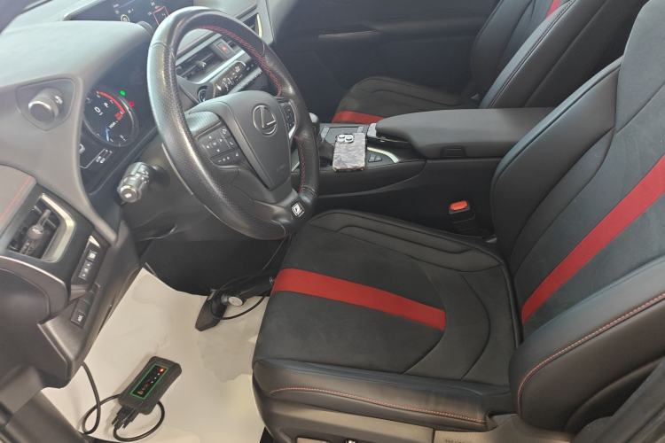 Used Lexus UX 2020 260h F SPORT All-Wheel-Drive Version Left Front Seat
