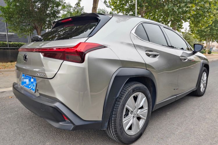 Used Lexus UX 2020 200 Special Edition Rear Right 45 Deg