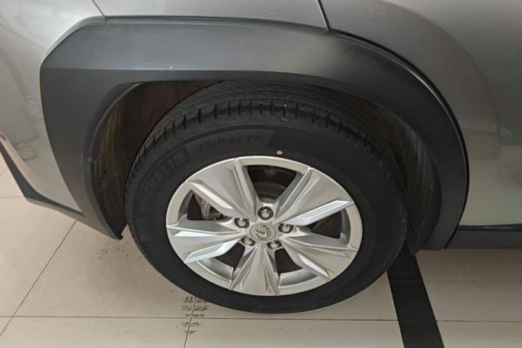 Used Lexus UX 2020 200 Special Edition Right Rear Wheel Hub