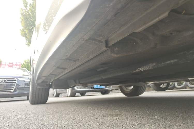 Used Lexus UX 2020 200 Special Edition Right Side Sill