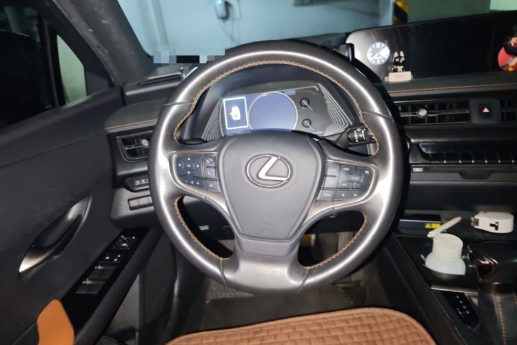 Used Lexus UX 2020 260h Explore & Adventure Edition Steering Wheel