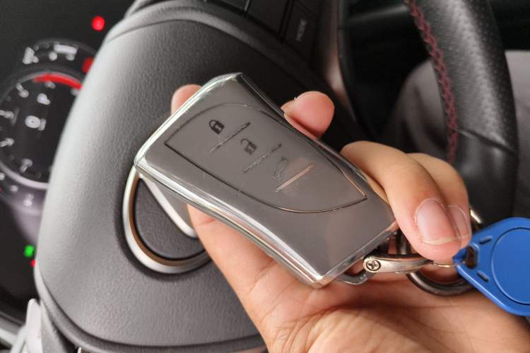 Used Lexus UX 2020 Revised Version 200 F SPORT Edition Vehicle Key