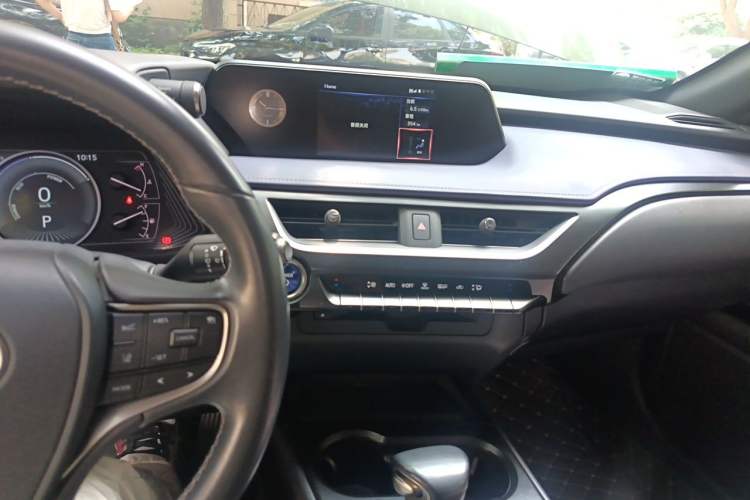 Used Lexus UX 2020 260h Explore & Adventure Edition Audio And AC Panel