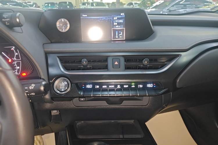 Used Lexus UX 2020 200 Special Edition Audio And AC Panel