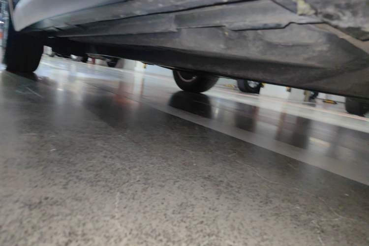 Used Lexus UX 2020 260h Explore & Adventure Edition Chassis Front Right
