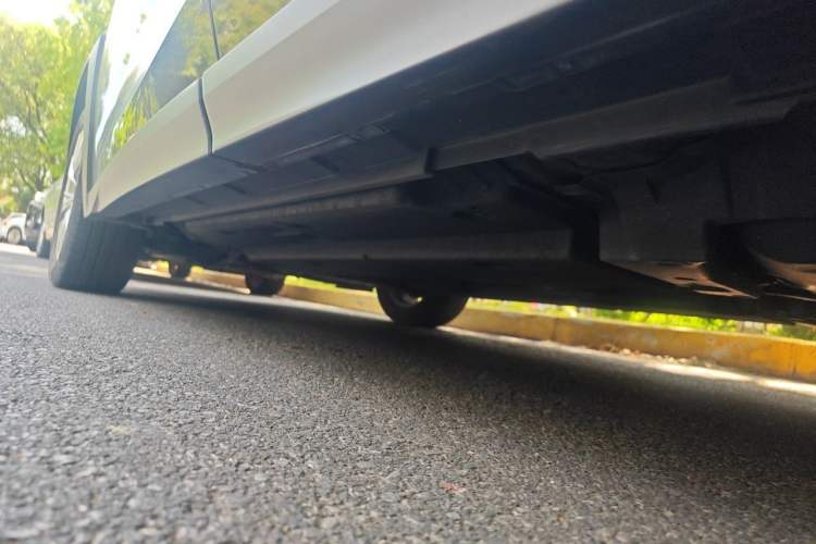 Used Lexus UX 2020 260h Explore-Cool Edition Chassis Rear Left