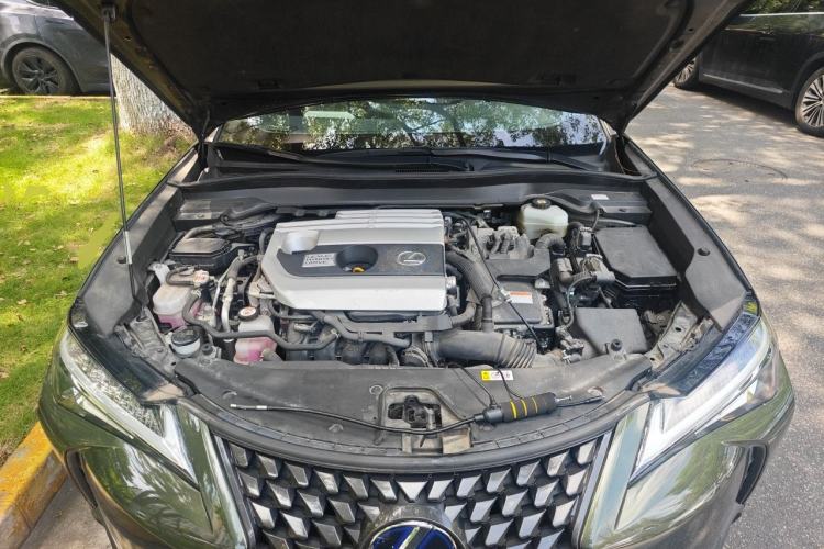 Used Lexus UX 2020 260h Explore-Cool Edition Engine Bay
