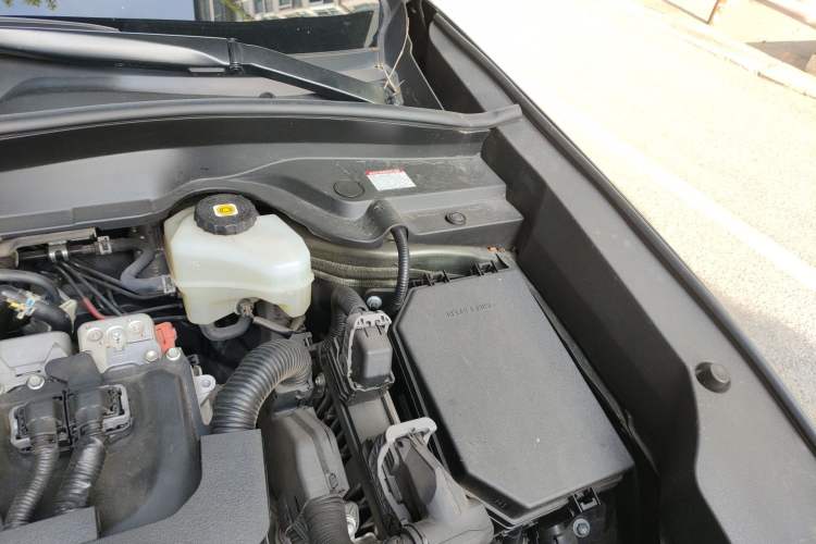 Used Lexus UX 2020 260h Explore & Adventure Edition Engine Bay Left