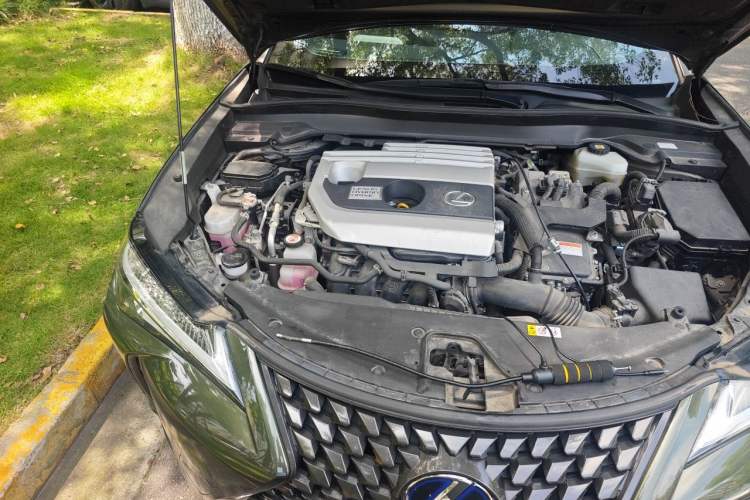 Used Lexus UX 2020 260h Explore-Cool Edition Engine Bay Right