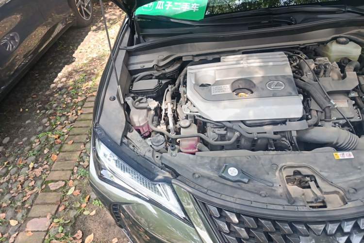 Used Lexus UX 2020 260h Explore & Adventure Edition Engine Bay Right
