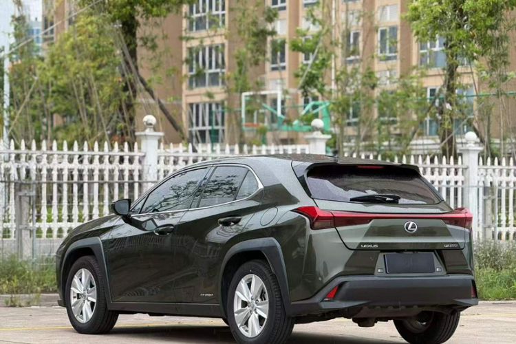 Used Lexus UX 2020 260h Explore & Adventure Edition Exterior 2