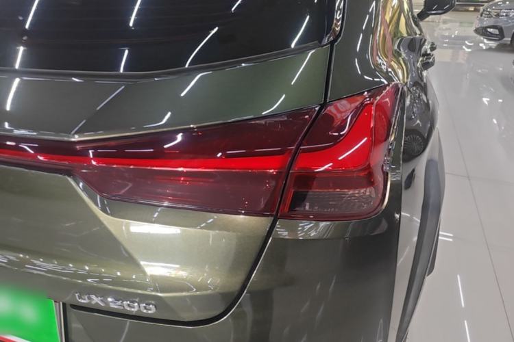 Used Lexus UX 2020 200 Special Edition Exterior 3