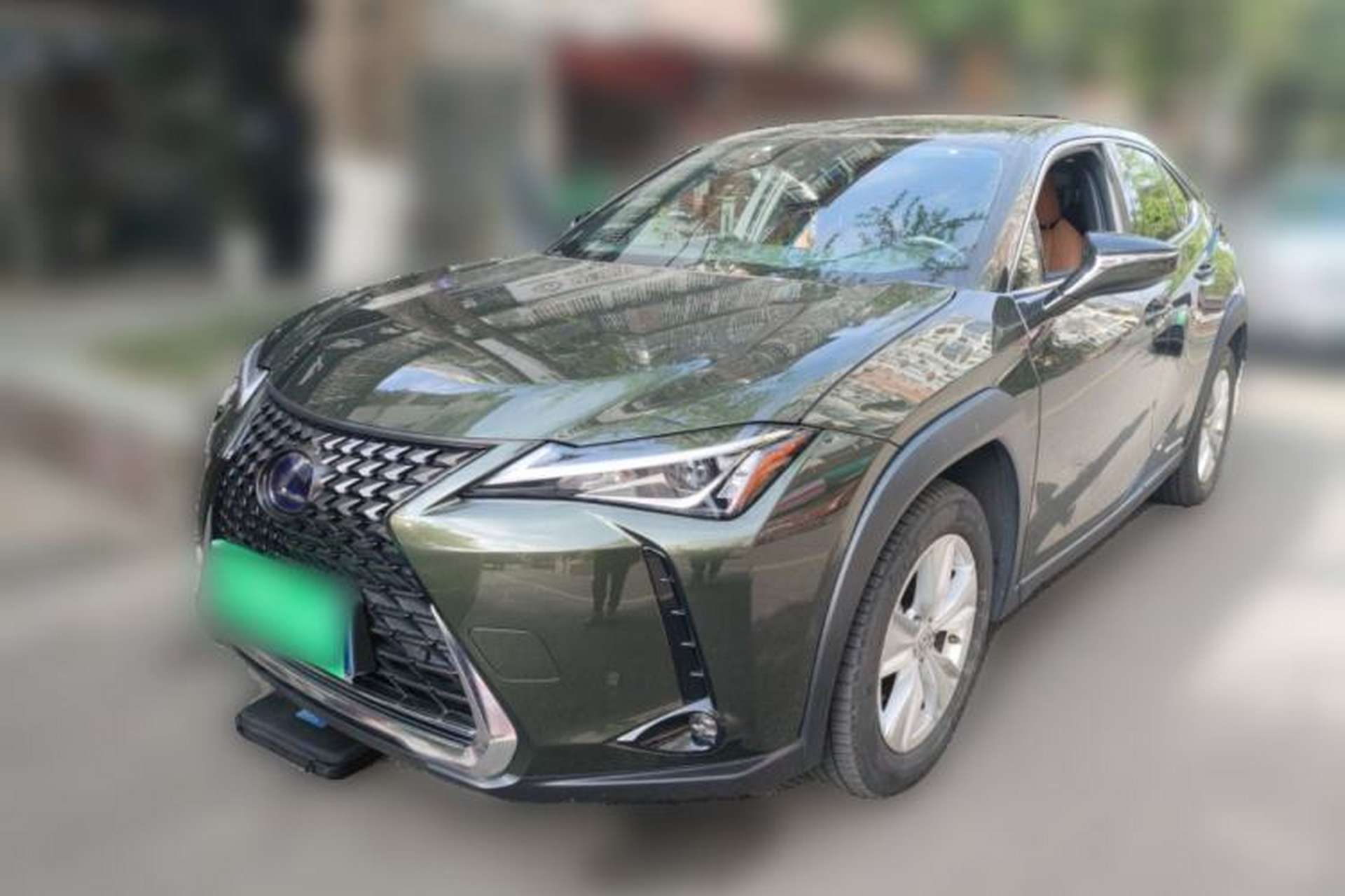 Used Lexus UX 2020 260h Explore & Adventure Edition Front Left 45 Deg