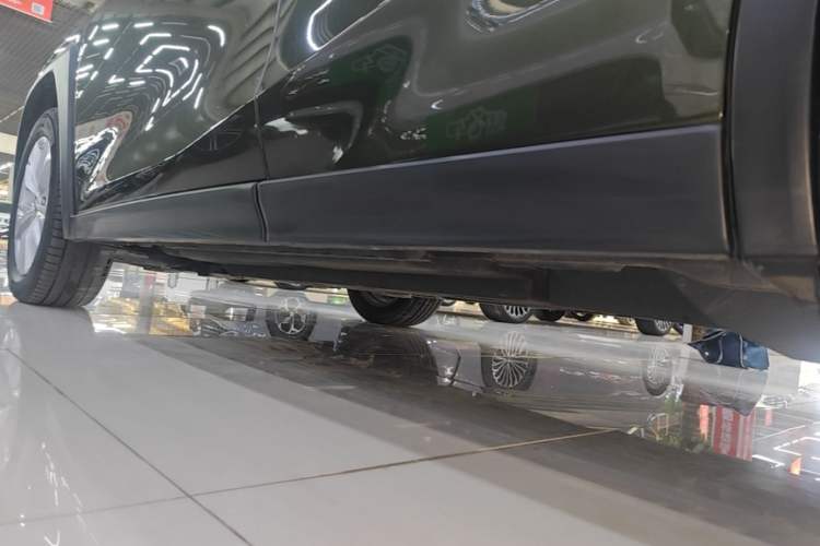 Used Lexus UX 2020 200 Special Edition Left Side Sill