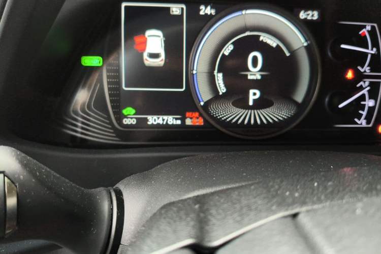 Used Lexus UX 2020 260h Explore & Adventure Edition Odometer Close Up
