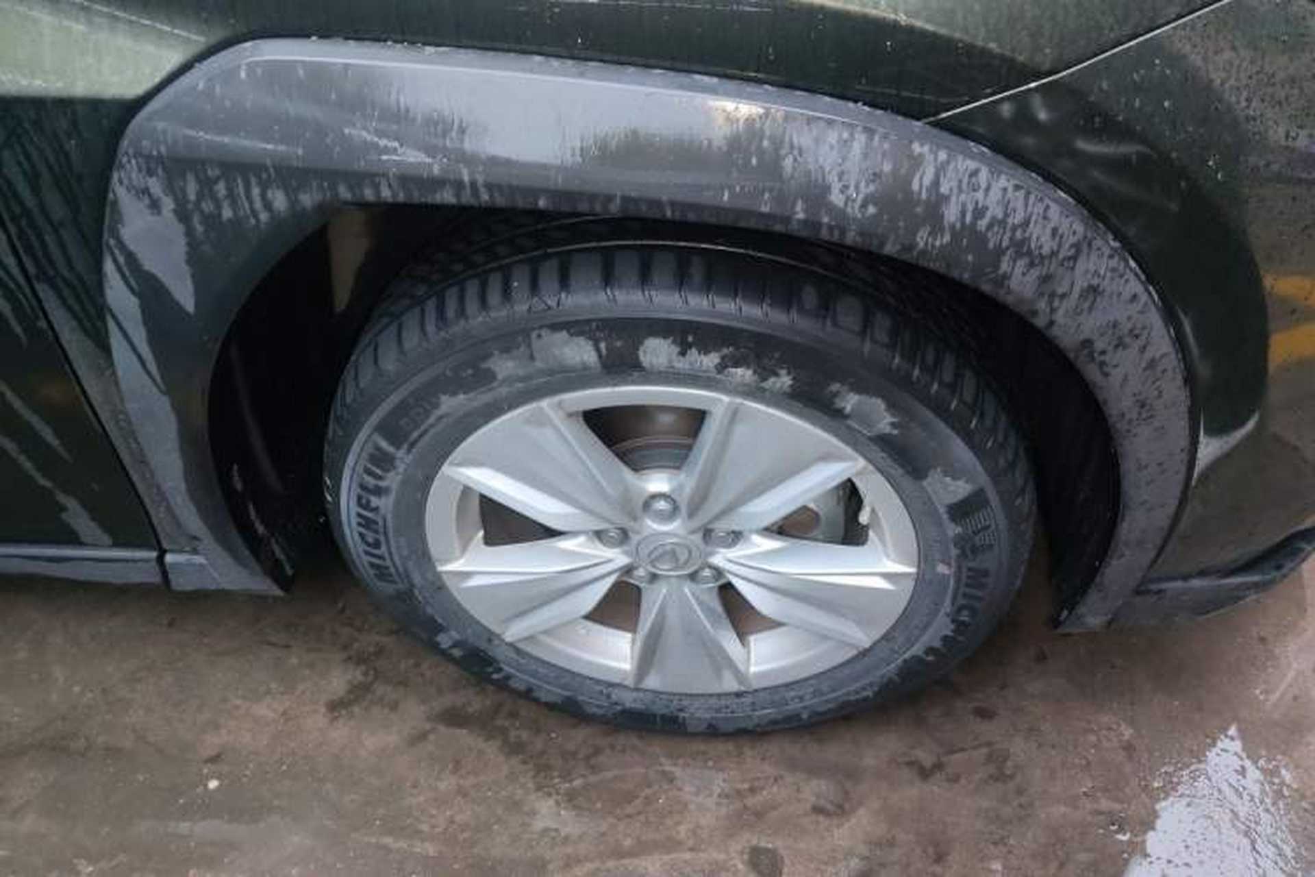Used Lexus UX 2020 260h Explore & Adventure Edition Right Front Wheel Hub