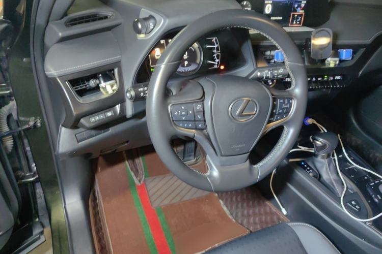 Used Lexus UX 2020 260h Explore & Adventure Edition Steering Wheel