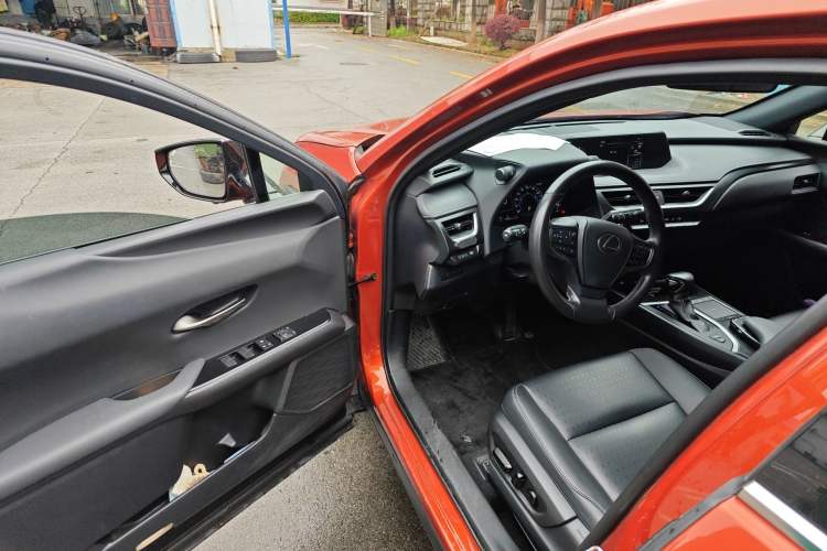 Used Lexus UX 2020 260h Explore & Adventure Edition Driver Seat