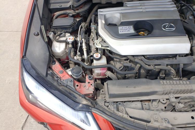 Used Lexus UX 2020 260h Explore-Cool Edition Engine Bay Right