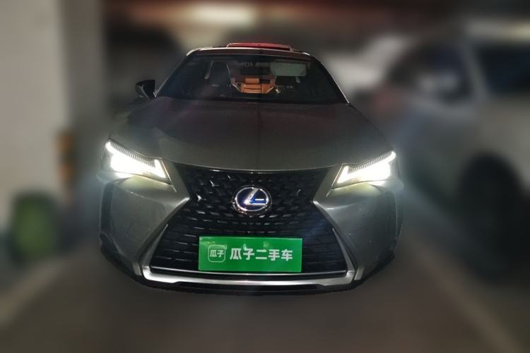 Used Lexus UX 2020 260h Explore-Cool Edition Front