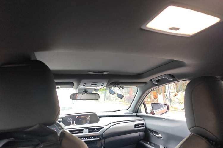 Used Lexus UX 2020 260h Explore & Adventure Edition Headliner