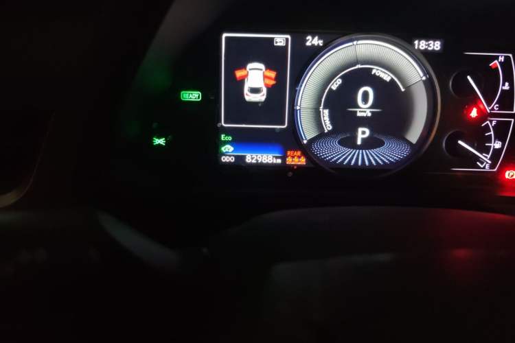 Used Lexus UX 2020 260h Explore-Cool Edition Odometer Close Up