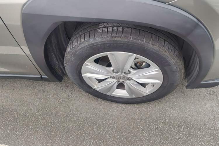 Used Lexus UX 2020 260h Explore-Cool Edition Right Front Wheel Hub