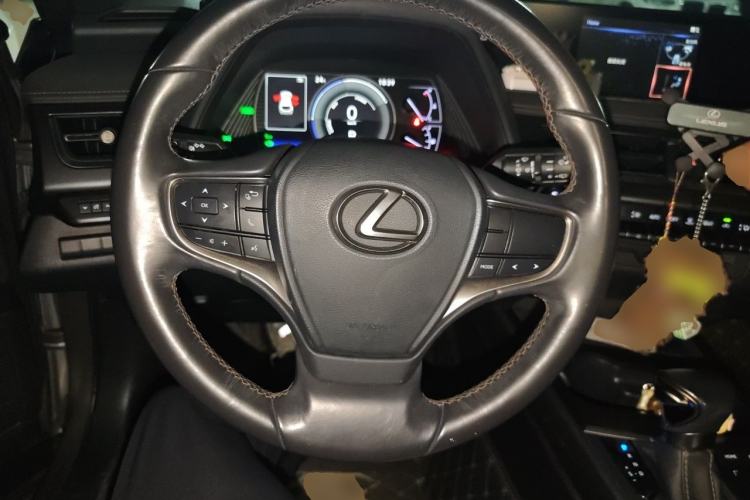 Used Lexus UX 2020 260h Explore-Cool Edition Steering Wheel