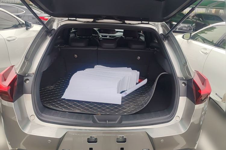 Used Lexus UX 2020 260h Explore-Cool Edition Trunk