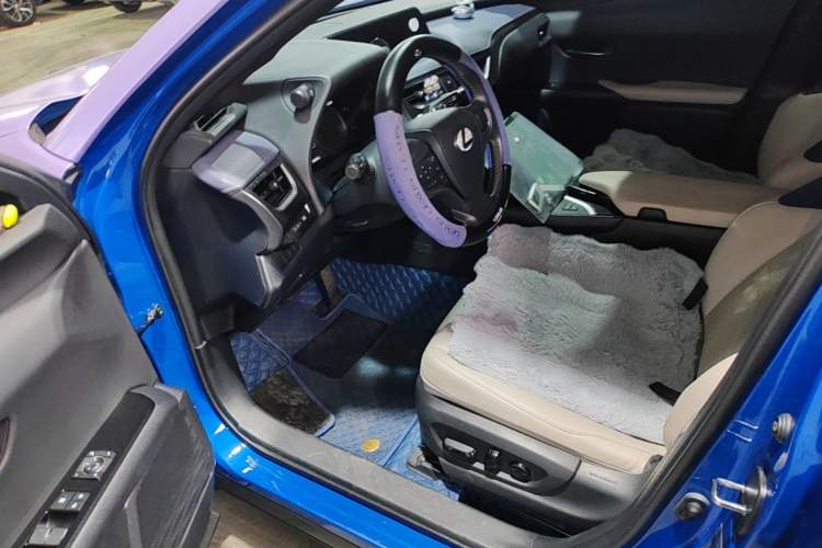 Used Lexus UX 2020 200 Special Edition Left Front Seat