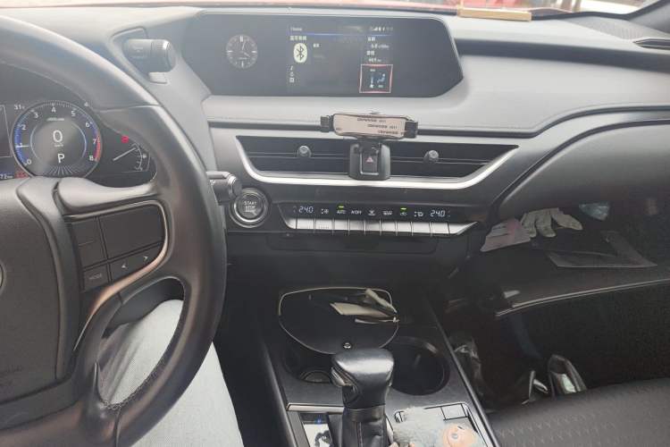 Used Lexus UX 2020 200 Special Edition Audio And AC Panel
