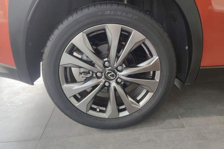 Used Lexus UX 2020 200 F SPORT Version Exterior 5