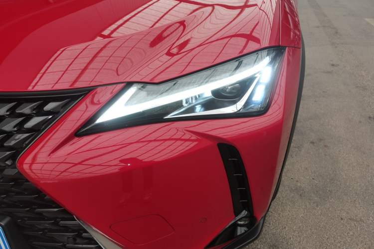 Used Lexus UX 2020 260h Explore & Adventure Edition Left Front Headlight