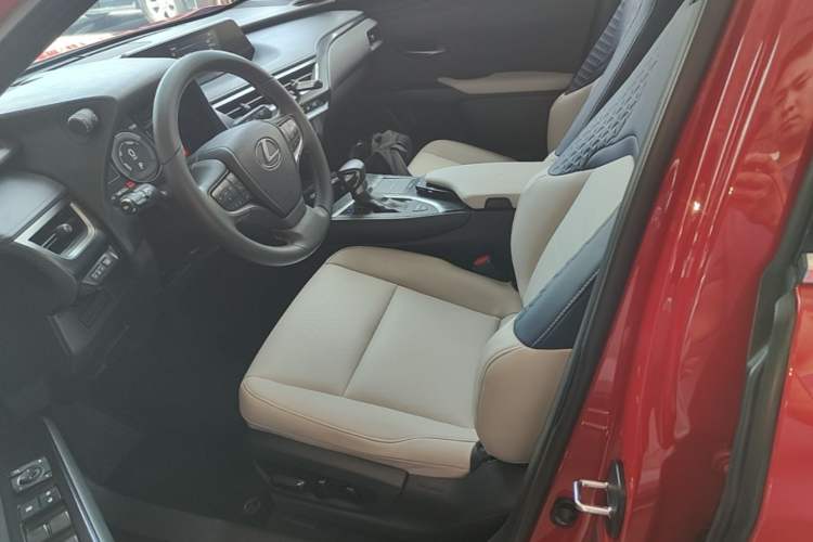 Used Lexus UX 2020 260h Explore & Adventure Edition Left Front Seat