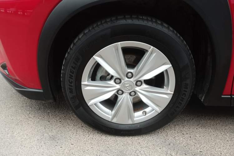Used Lexus UX 2020 260h Explore & Adventure Edition Left Front Wheel Hub