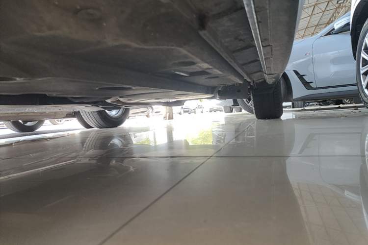 Used Lexus UX 2020 260h Explore & Adventure Edition Left Side Sill