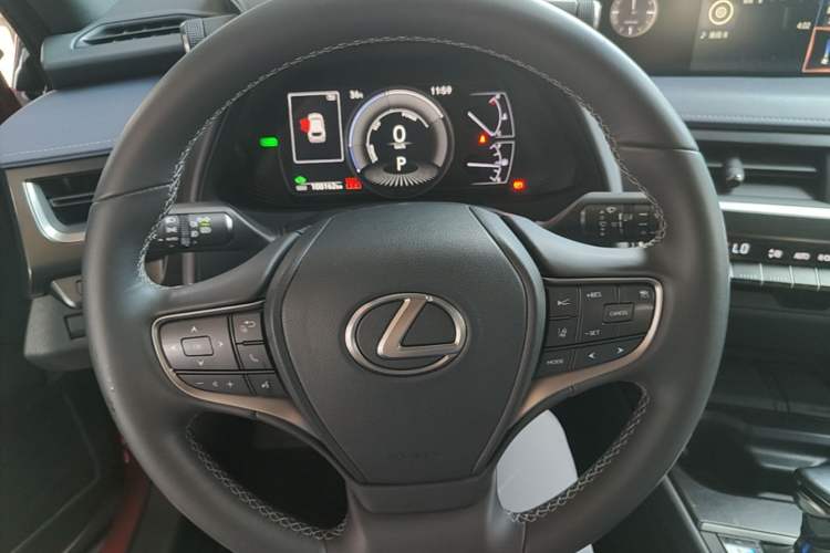 Used Lexus UX 2020 260h Explore & Adventure Edition Steering Wheel