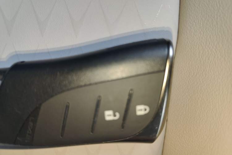 Used Lexus UX 2020 260h Explore & Adventure Edition Vehicle Key